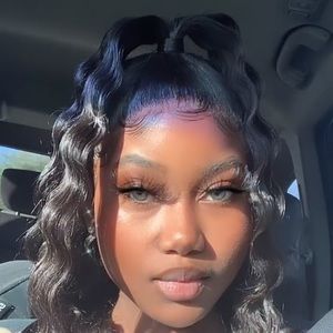 Meet your Posher, Jasmine